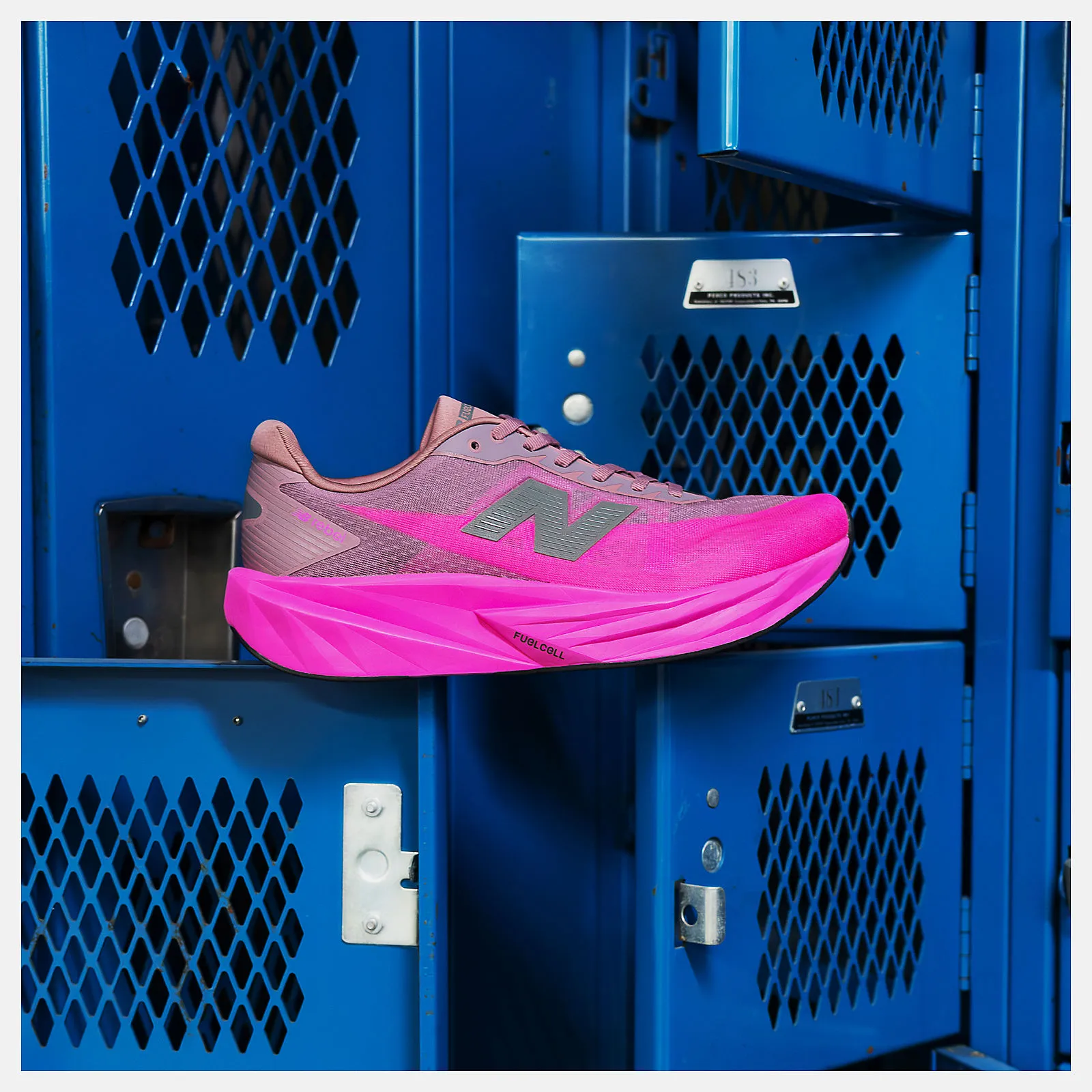 New Balance Rebel v5 – Hombre en venta en Tripasión Lanzarote
